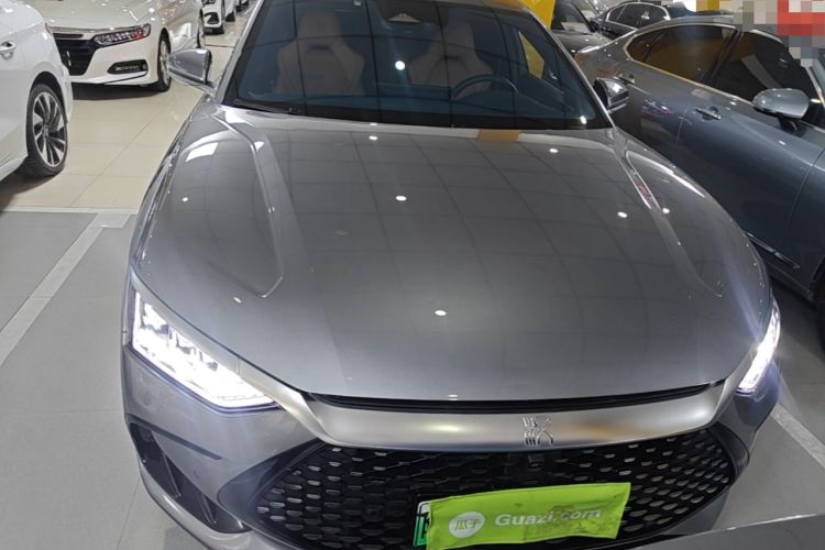 Used BYD Han 2022 DM-i 242km Flagship Model Front