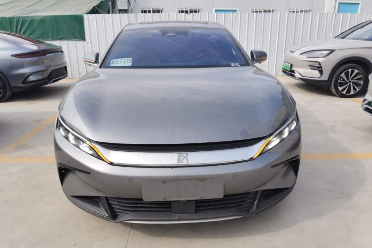 Used BYD Han 2022 EV Genesis Edition 715KM Front-Wheel-Drive Prestige Model Front