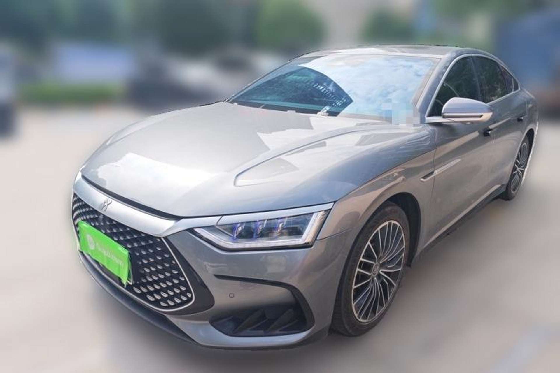 Used BYD Han 2022 DM-i 121KM Luxury Model Front Left 45 Deg