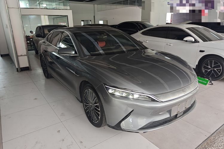 Used BYD Han 2022 EV Genesis Edition 715KM Front-Wheel-Drive Prestige Model Front Right 45 Deg