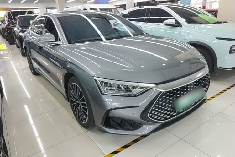 Used BYD Han 2022 DM-i 121KM Luxury Model Front Right 45 Deg