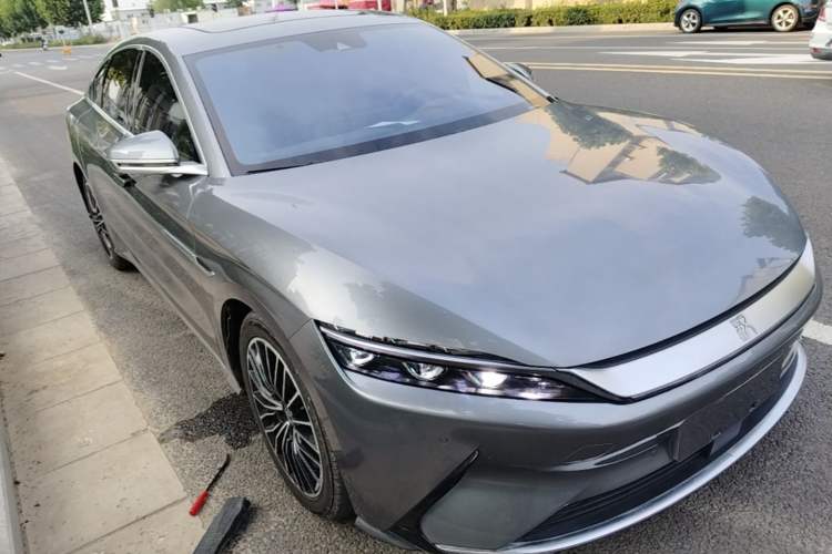 Used BYD Han 2022 EV Genesis Edition 715KM Front-Wheel-Drive Prestige Model Front Right 45 Deg