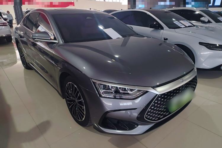 Used BYD Han 2022 DM-i 121KM Luxury Model Front Right 45 Deg