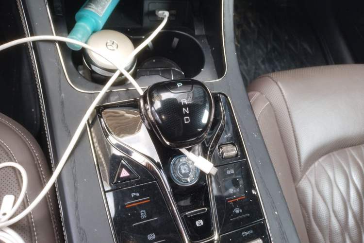 Used BYD Han 2022 DM-i 121KM Luxury Model Gear Lever