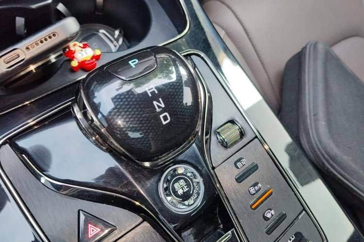 Used BYD Han 2022 EV Genesis Edition 715KM Front-Wheel-Drive Prestige Model Gear Lever