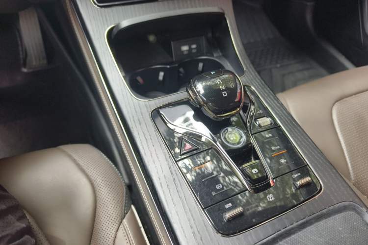 Used BYD Han 2022 EV Genesis Edition 610KM All-Wheel Drive Premium Model Gear Lever