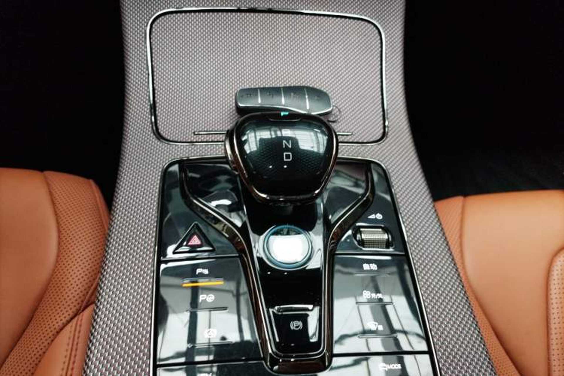 Used BYD Han 2022 DM-i 242km Flagship Model Gear Lever