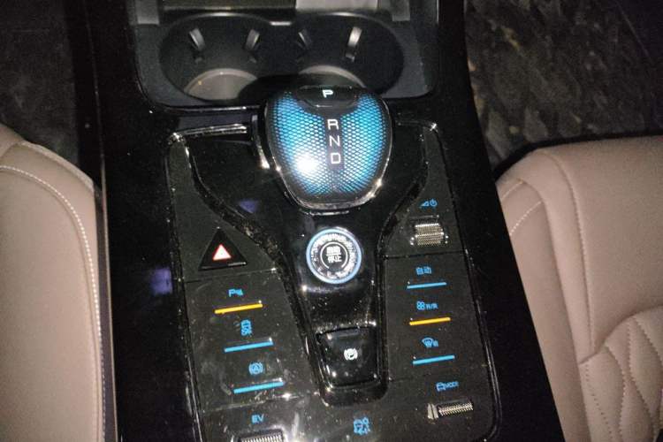 Used BYD Han 2022 DM-i 121KM Prestige Model Gear Lever