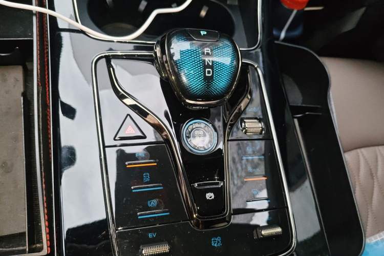 Used BYD Han 2022 DM-i 121KM Prestige Model Gear Lever