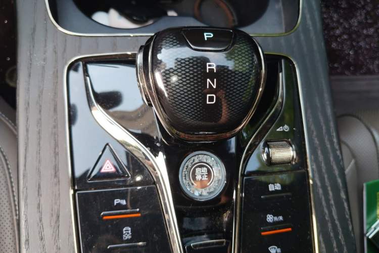 Used BYD Han 2022 DM-i 121KM Luxury Model Gear Lever