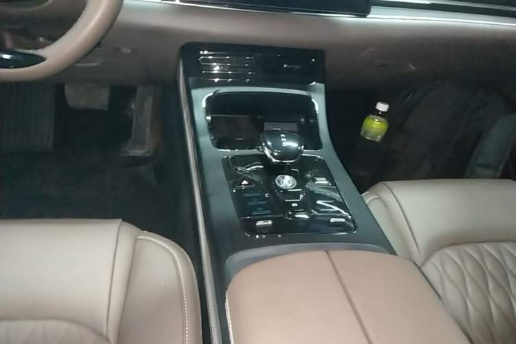 Used BYD Han 2022 DM-i 121KM Luxury Model Gear Lever