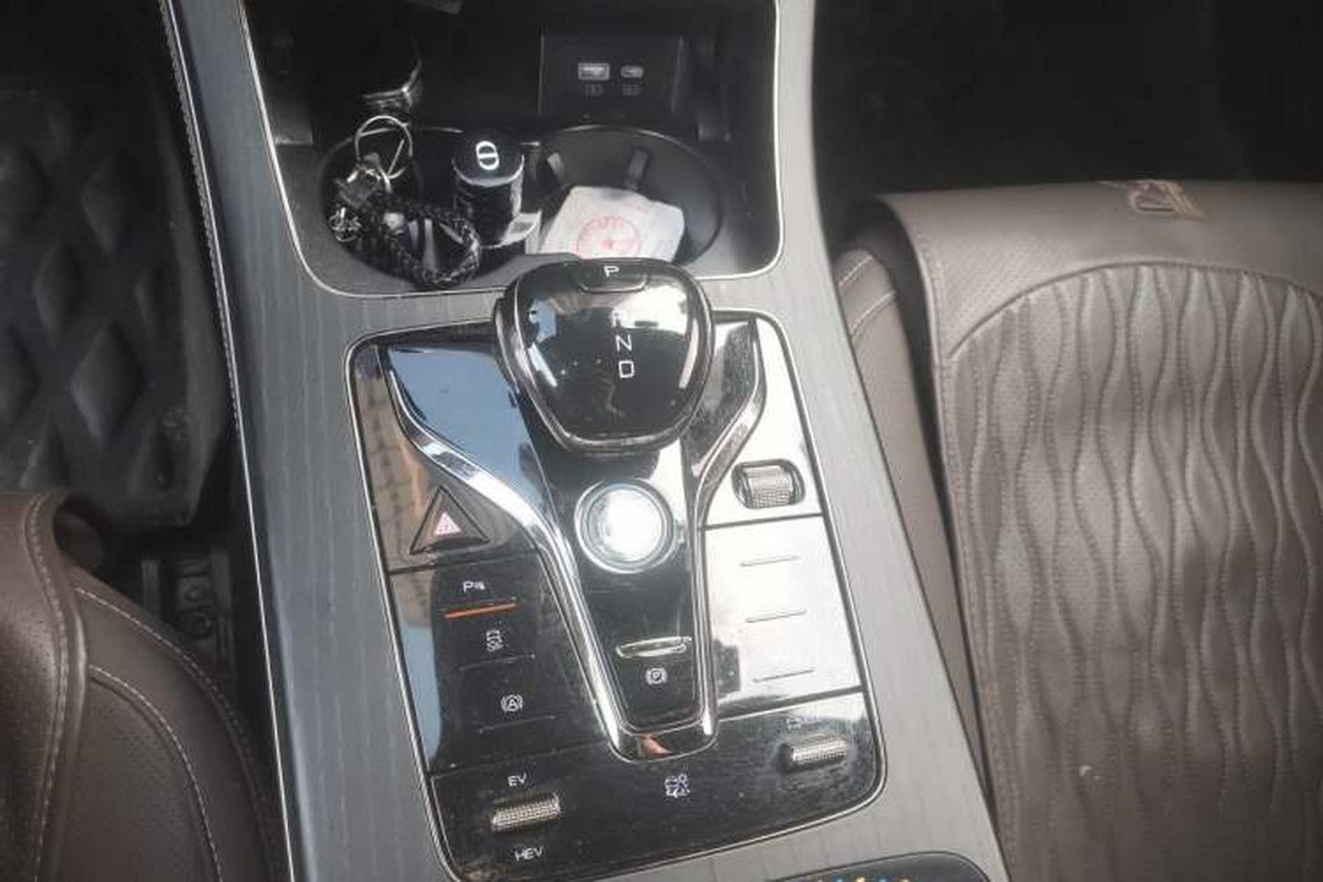 Used BYD Han 2022 DM-i 121KM Luxury Model Gear Lever