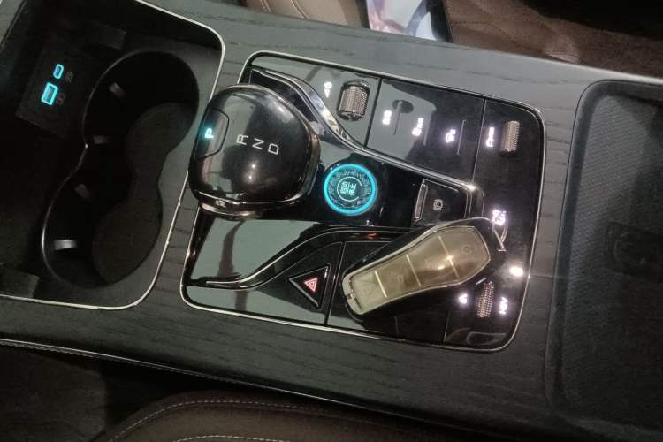 Used BYD Han 2022 DM-i 121KM Luxury Model Gear Lever