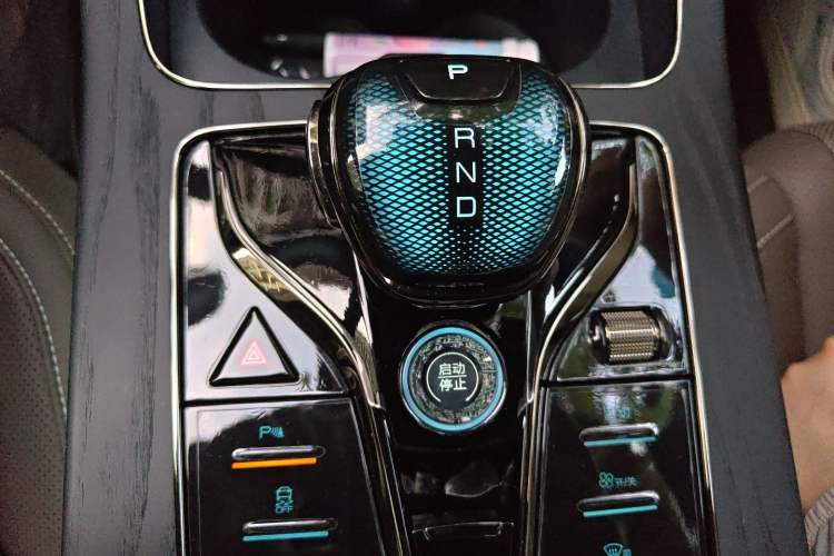 Used BYD Han 2022 DM-i 121KM Luxury Model Gear Lever