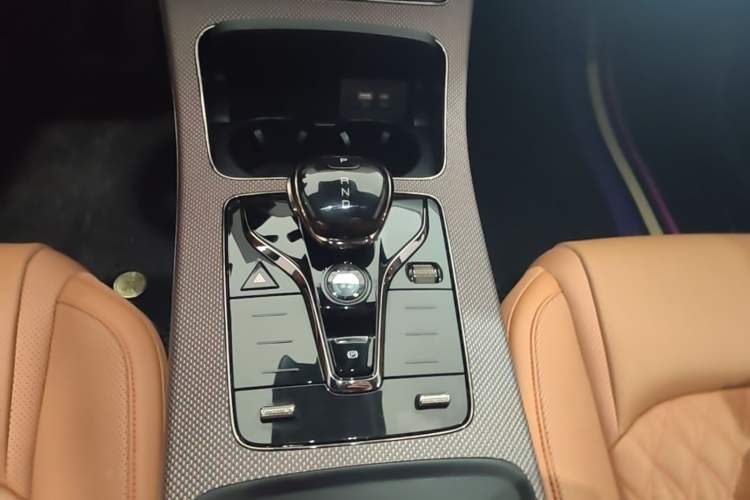 Used BYD Han 2022 DM-i 121KM Luxury Model Gear Lever