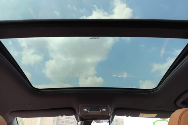 Used BYD Han 2022 EV Genesis Edition 610KM All-Wheel Drive Premium Model Headliner