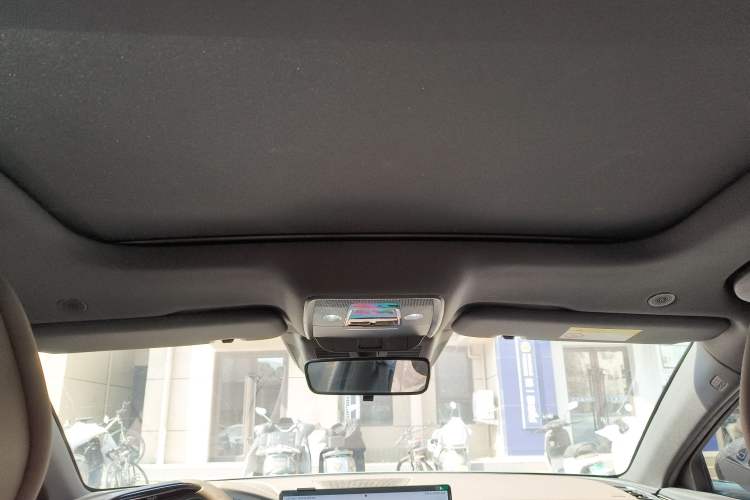 Used BYD Han 2022 DM-i 121KM Prestige Model Headliner