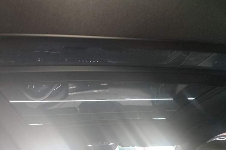 Used BYD Han 2022 EV Genesis Edition 715 km Front-Wheel-Drive Flagship Model Headliner