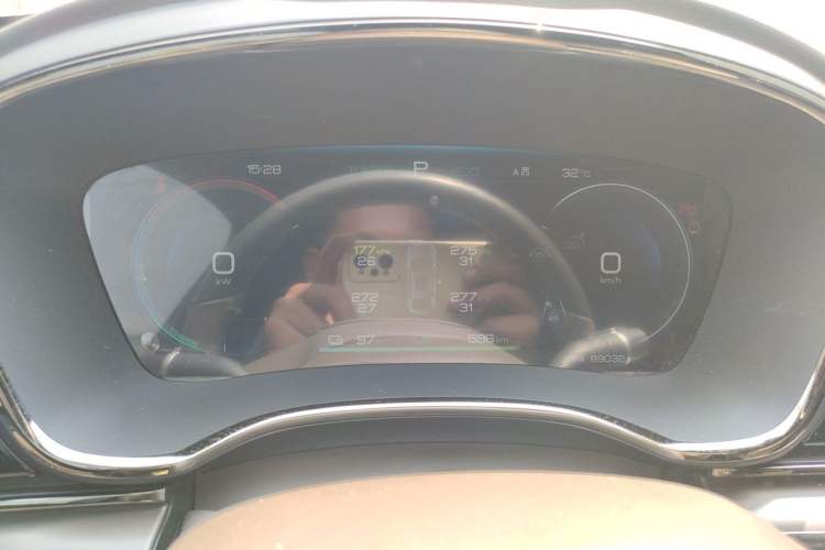 Used BYD Han 2022 EV Genesis Edition 610KM All-Wheel Drive Premium Model Instrument Cluster