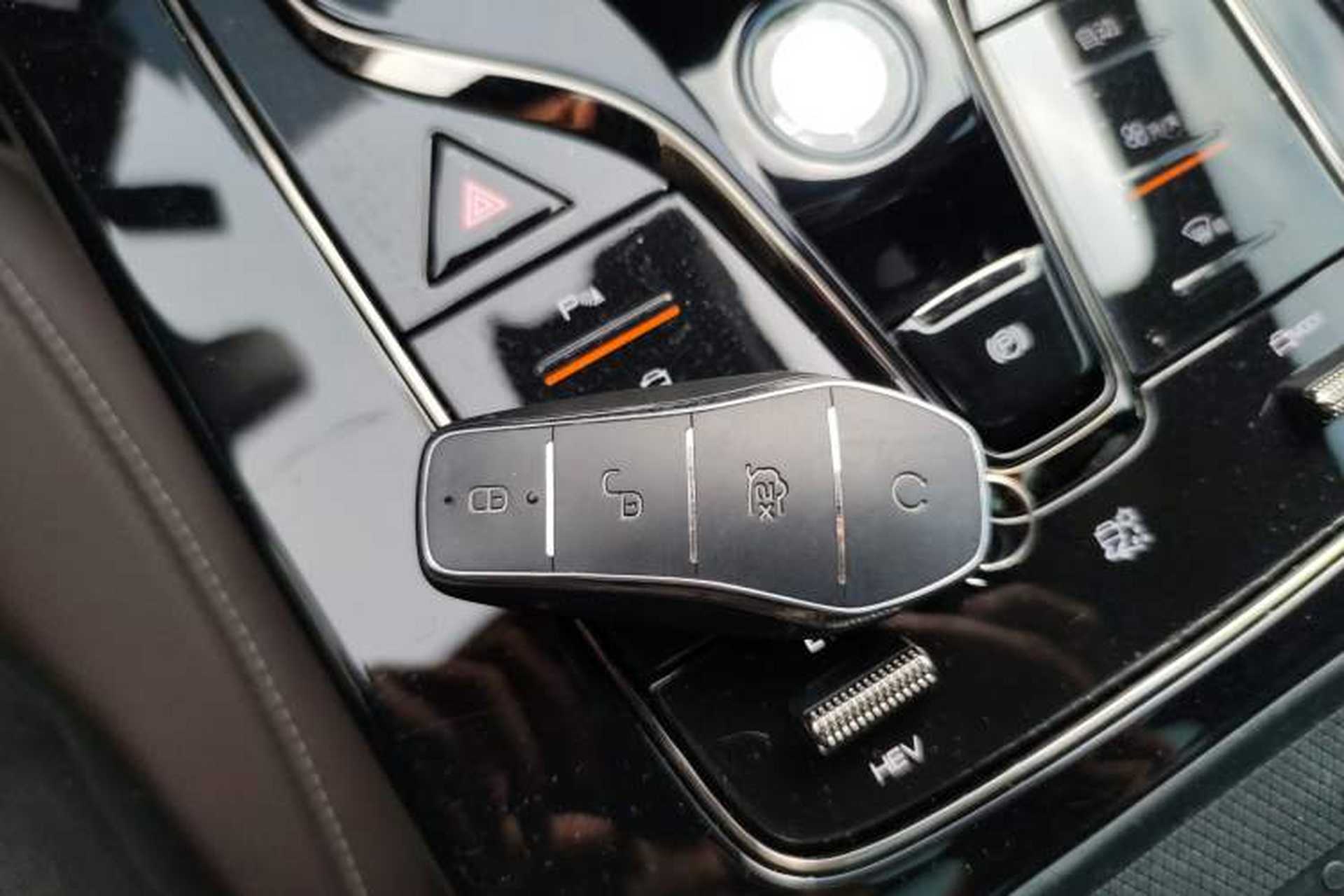 Used BYD Han 2022 DM-i 121KM Prestige Model Interior 1