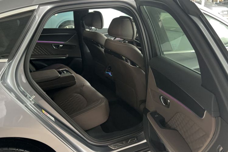 Used BYD Han 2022 DM-i 121KM Luxury Model Interior 1