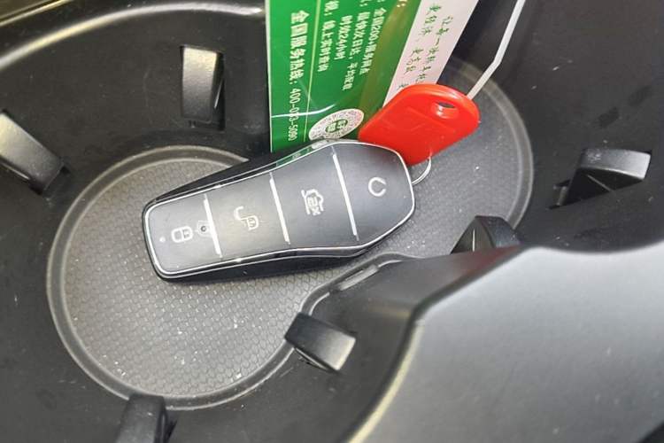 Used BYD Han 2022 EV Genesis Edition 715KM Front-Wheel-Drive Prestige Model Interior 1