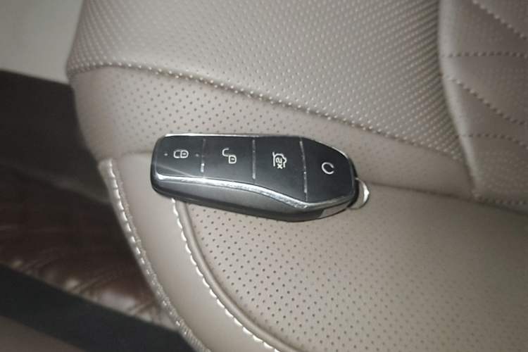 Used BYD Han 2022 EV Genesis Edition 715 km Front-Wheel-Drive Flagship Model Interior 1