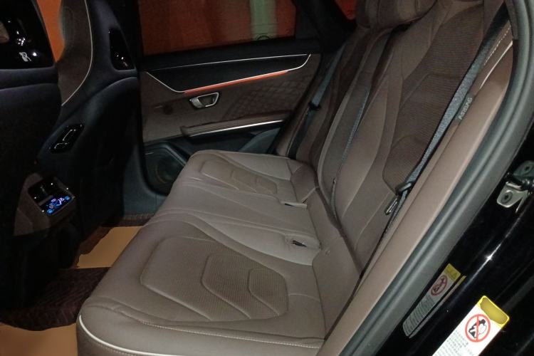 Used BYD Han 2022 DM-i 121KM Luxury Model Interior 4