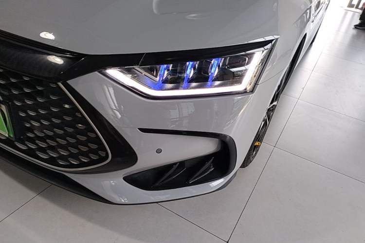 Used BYD Han 2022 DM-p 202km Four-Wheel Drive Flagship Model Left Front Headlight