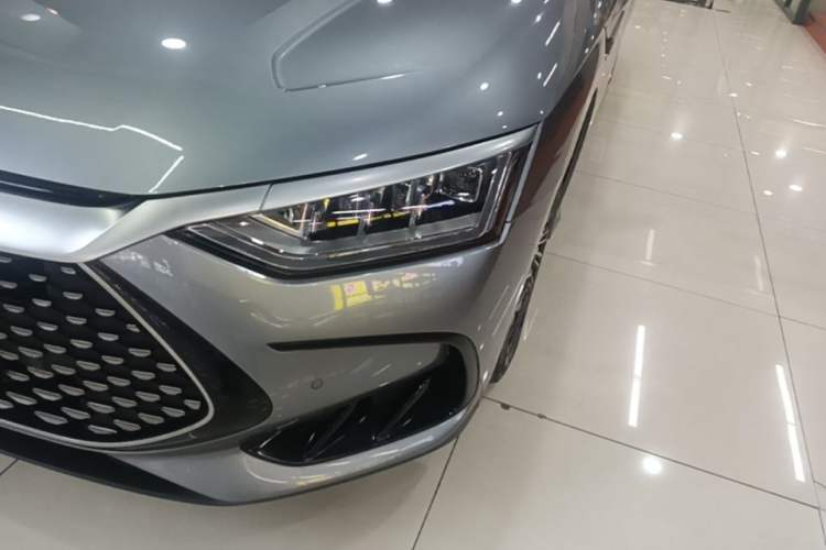 Used BYD Han 2022 DM-i 121KM Prestige Model Left Front Headlight
