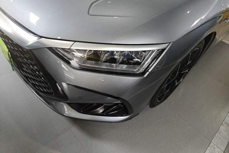 Used BYD Han 2022 DM-i 242km Flagship Model Left Front Headlight