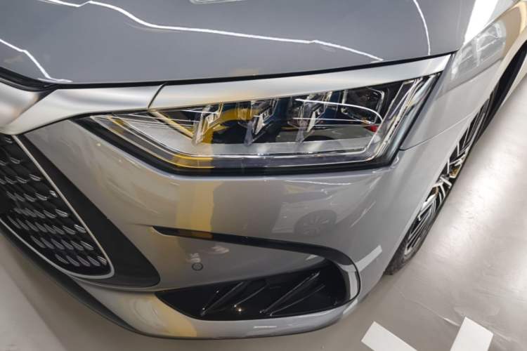 Used BYD Han 2022 DM-i 121KM Luxury Model Left Front Headlight