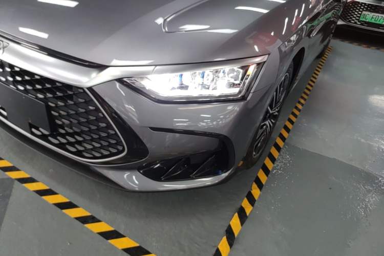 Used BYD Han 2022 DM-i 121KM Prestige Model Left Front Headlight
