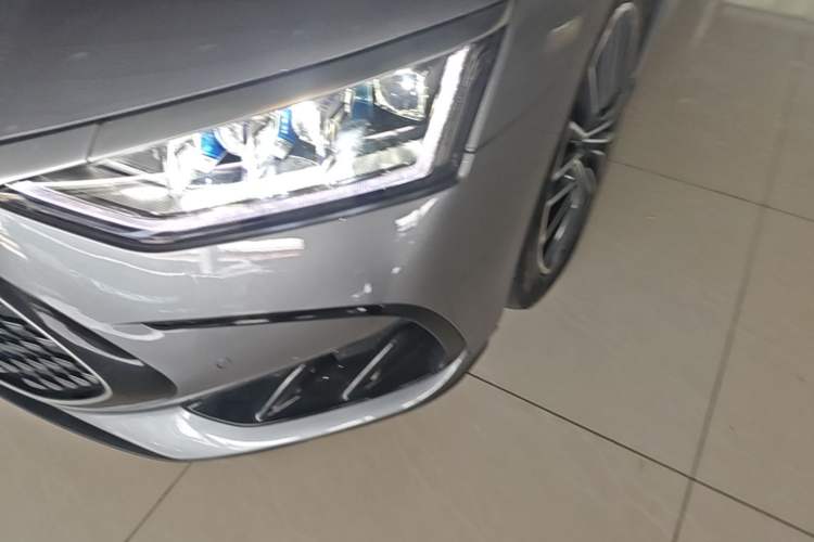 Used BYD Han 2022 DM-i 121KM Luxury Model Left Front Headlight