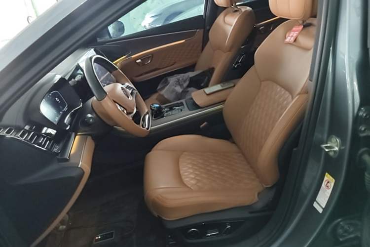 Used BYD Han 2022 EV Genesis Edition 610KM All-Wheel Drive Premium Model Left Front Seat