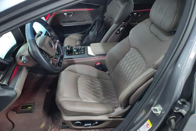 Used BYD Han 2022 EV Genesis Edition 610KM All-Wheel Drive Premium Model Left Front Seat