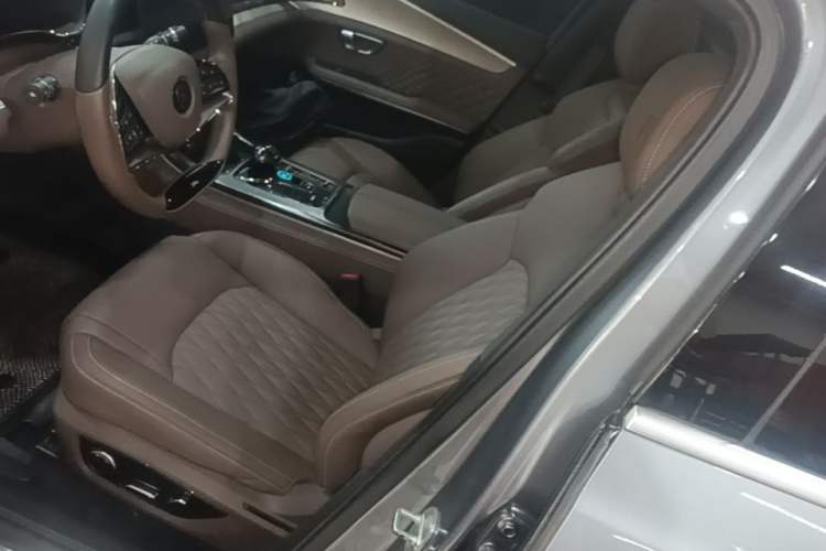 Used BYD Han 2022 DM-i 121KM Prestige Model Left Front Seat