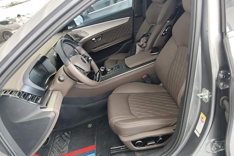 Used BYD Han 2022 EV Genesis Edition 715KM Front-Wheel-Drive Prestige Model Left Front Seat