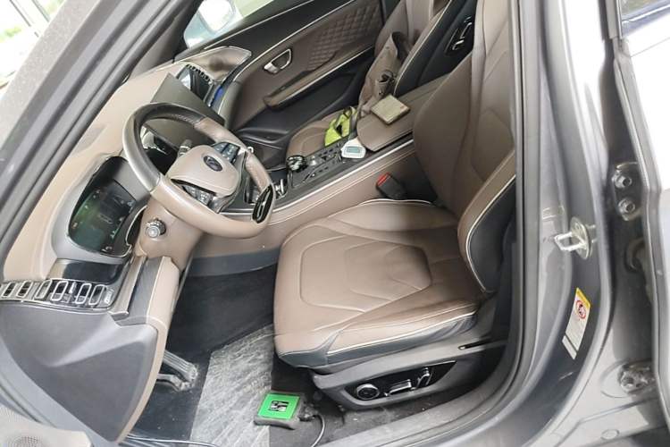 Used BYD Han 2022 EV Genesis Edition 715 km Front-Wheel-Drive Flagship Model Left Front Seat