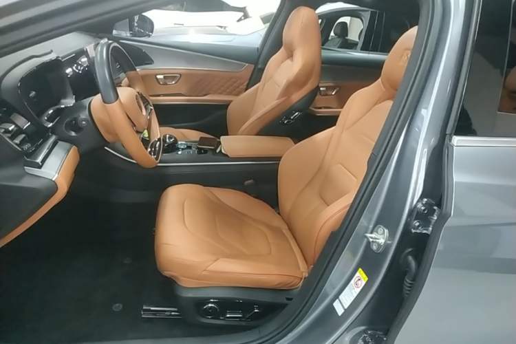 Used BYD Han 2022 DM-i 121KM Prestige Model Left Front Seat