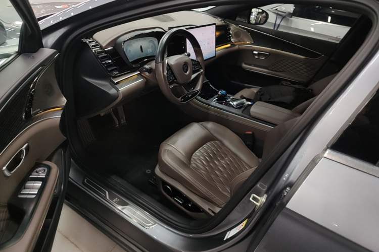 Used BYD Han 2022 EV Genesis Edition 715 km Front-Wheel-Drive Flagship Model Left Front Seat