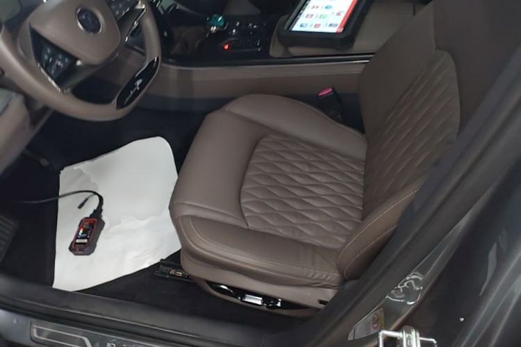 Used BYD Han 2022 DM-i 121KM Prestige Model Left Front Seat