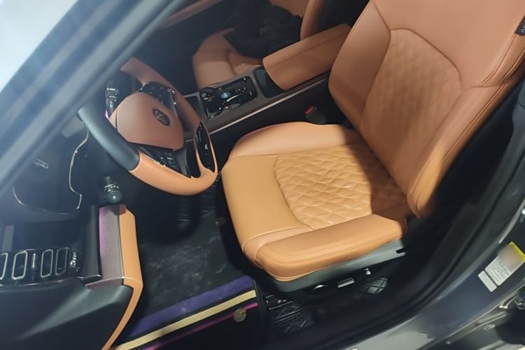 Used BYD Han 2022 DM-i 121KM Luxury Model Left Front Seat