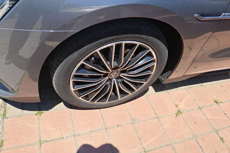 Used BYD Han 2022 DM-i 121KM Luxury Model Left Front Wheel Hub