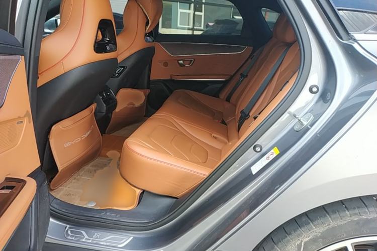 Used BYD Han 2022 DM-i 121KM Luxury Model Left Rear Seat