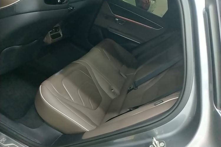Used BYD Han 2022 DM-i 121KM Luxury Model Left Rear Seat