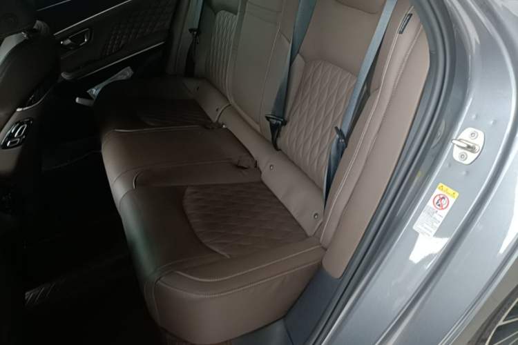 Used BYD Han 2022 DM-i 121KM Prestige Model Left Rear Seat