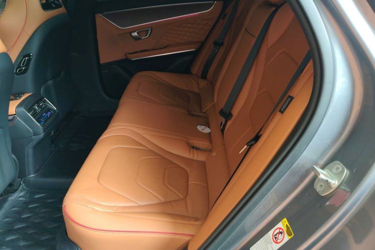 Used BYD Han 2022 DM-i 121KM Luxury Model Left Rear Seat