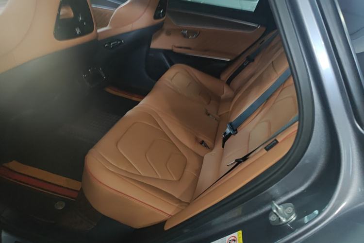 Used BYD Han 2022 DM-i 242km Flagship Model Left Rear Seat