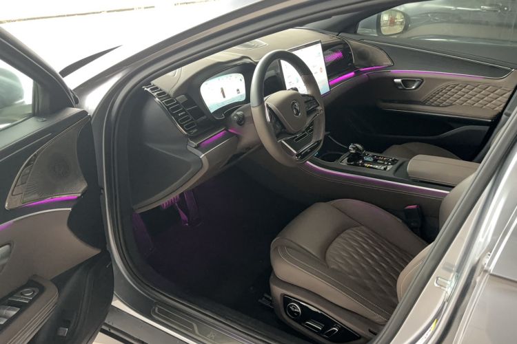 Used BYD Han 2022 DM-i 121KM Luxury Model Left Rear Seat